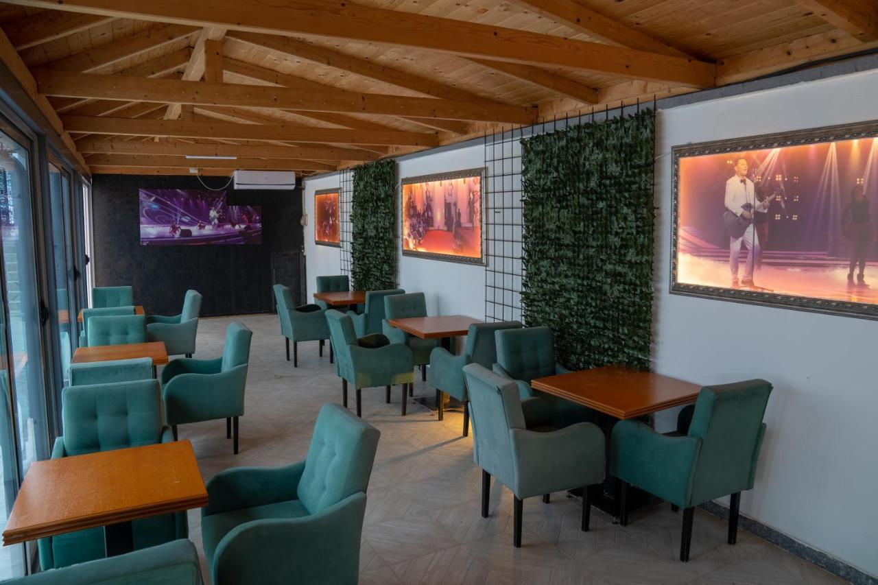 Holiday Park Verse Ulcinj Bagian luar foto