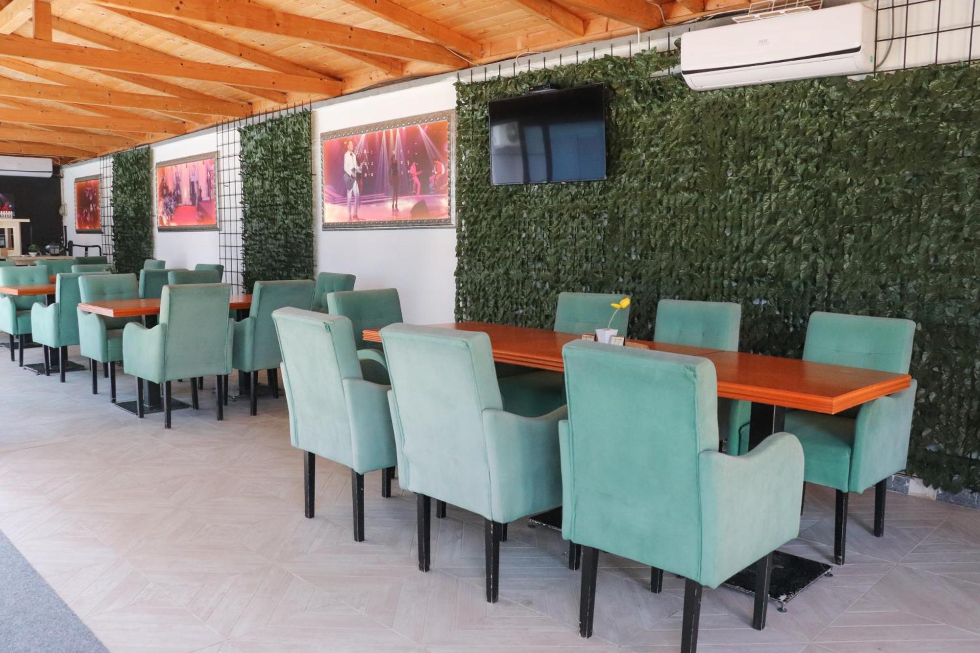 Holiday Park Verse Ulcinj Bagian luar foto
