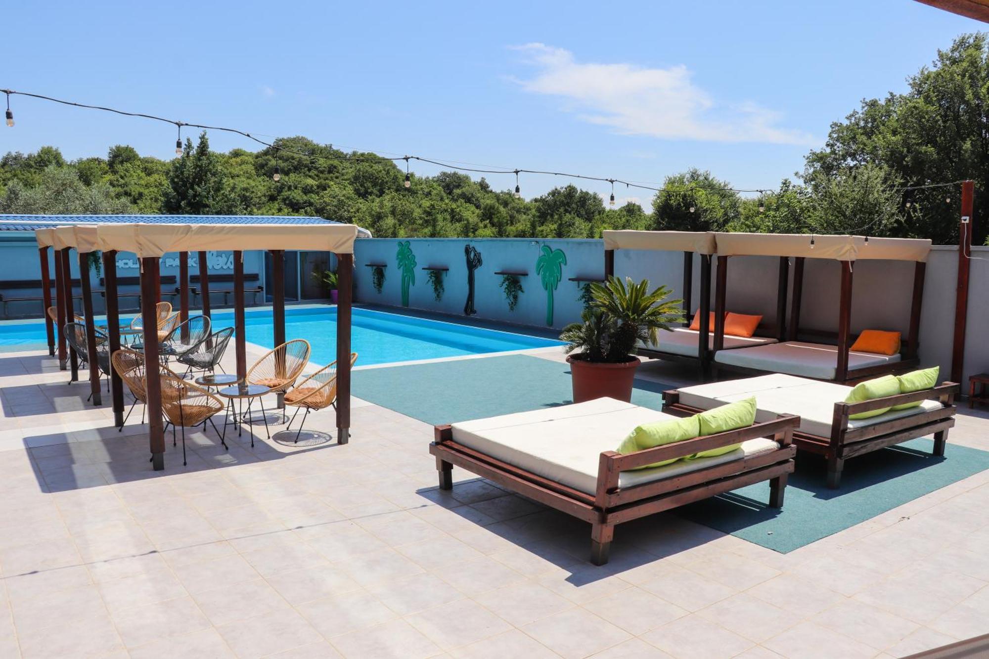 Holiday Park Verse Ulcinj Bagian luar foto