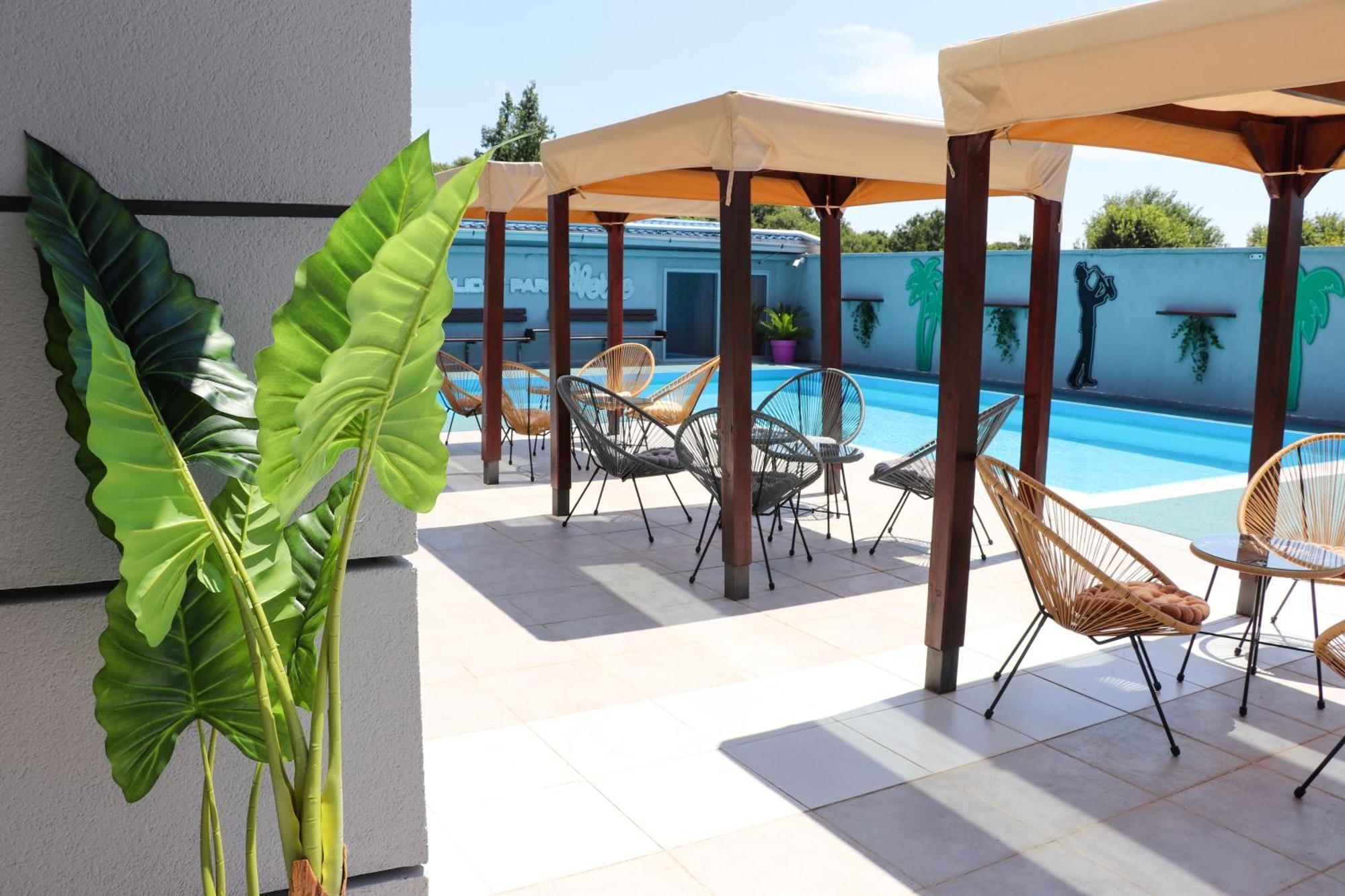 Holiday Park Verse Ulcinj Bagian luar foto