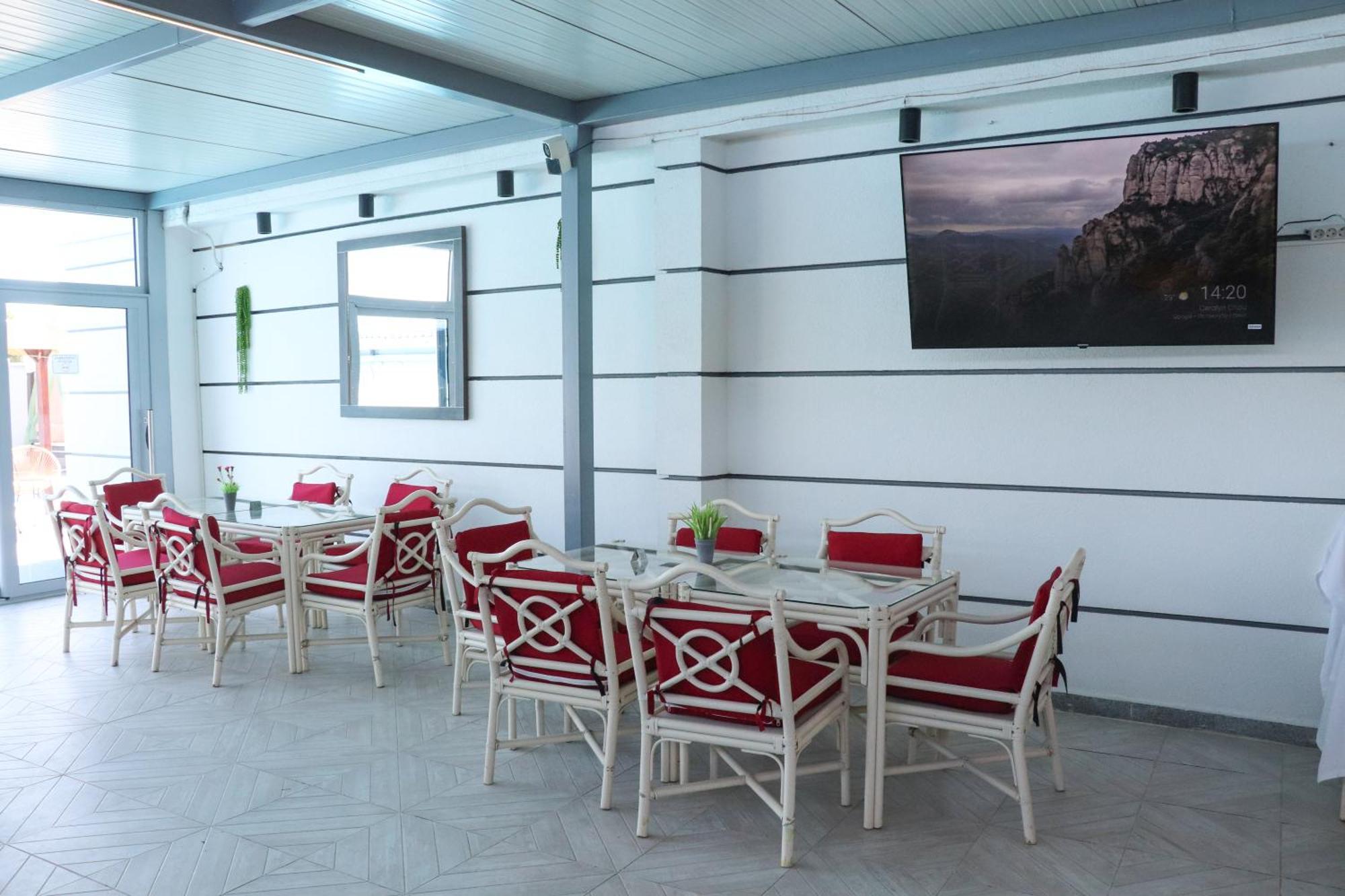 Holiday Park Verse Ulcinj Bagian luar foto