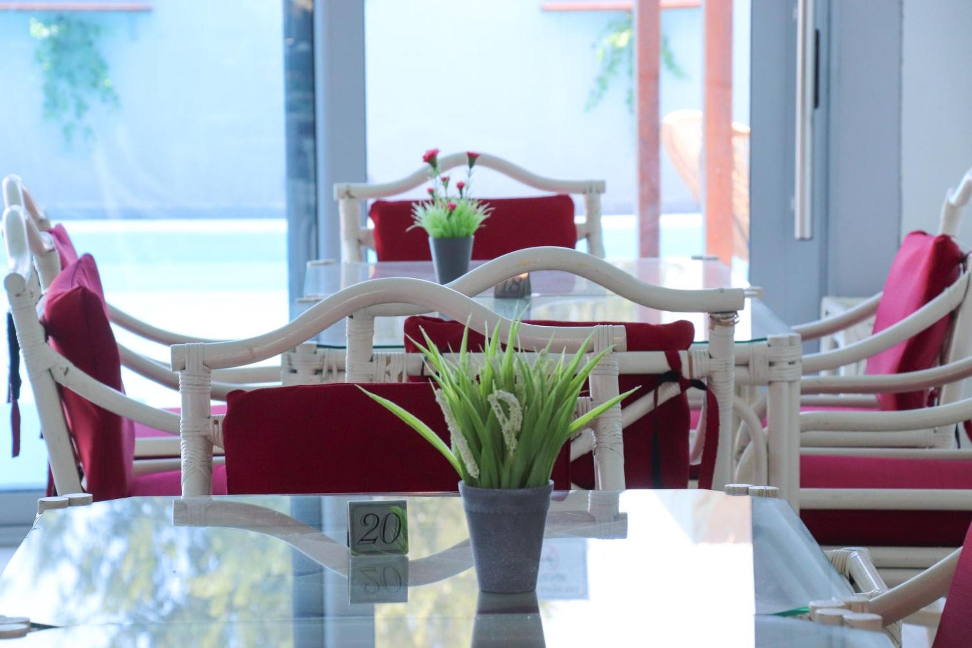 Holiday Park Verse Ulcinj Bagian luar foto