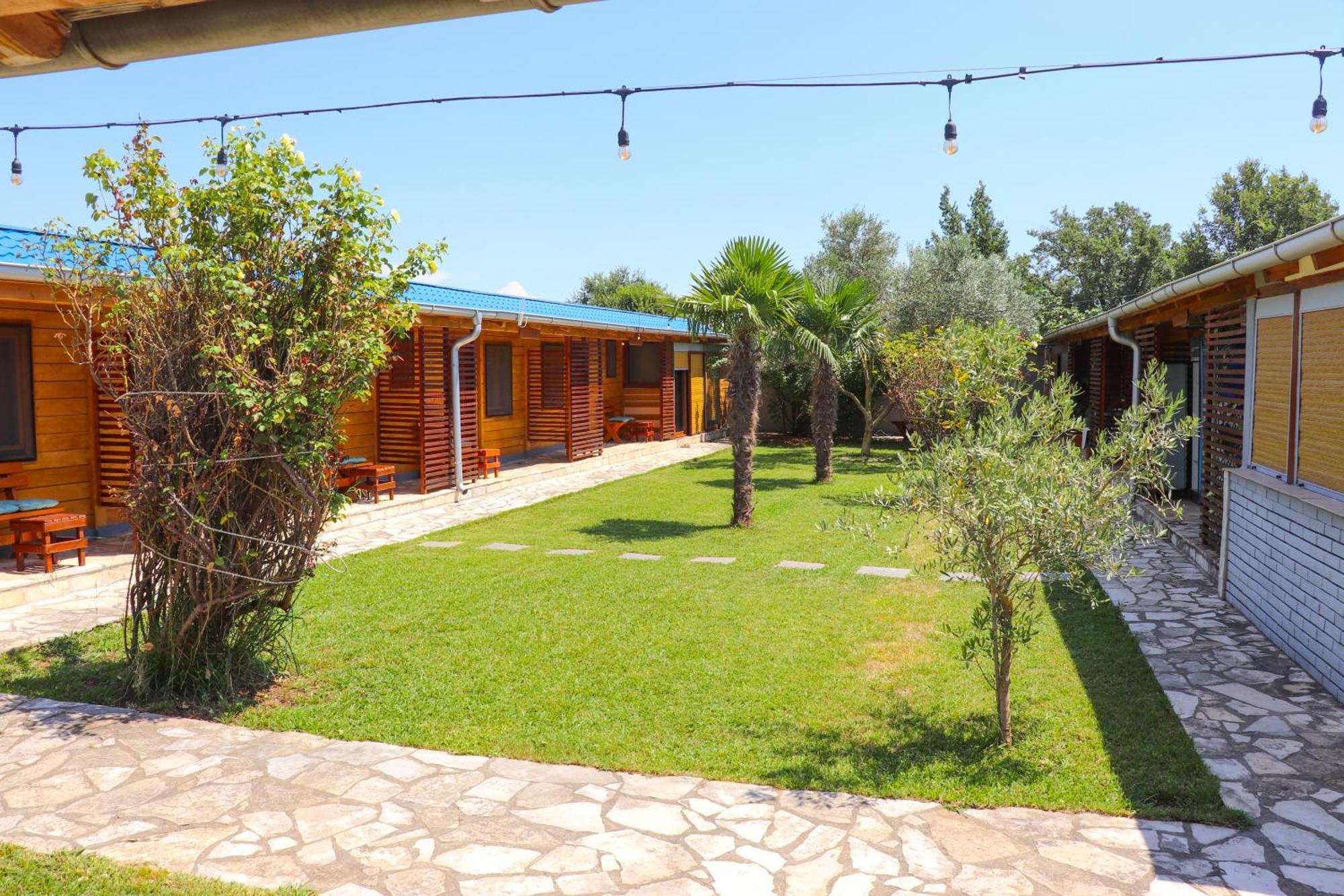 Holiday Park Verse Ulcinj Bagian luar foto